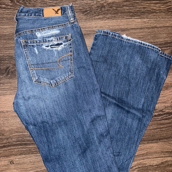 American Eagle Outfitters Women’s Vintage High- Rise Flare Jeans in Blue - Picture 3 of 3